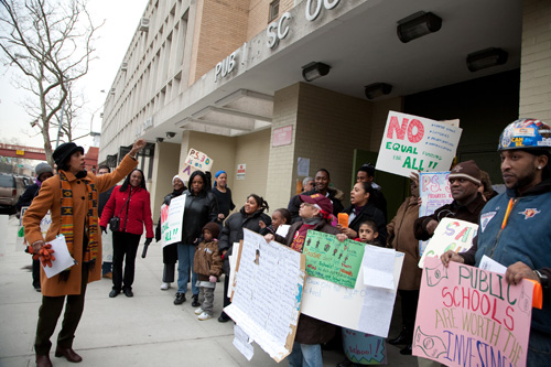 nyt20100304_3_1a.jpg