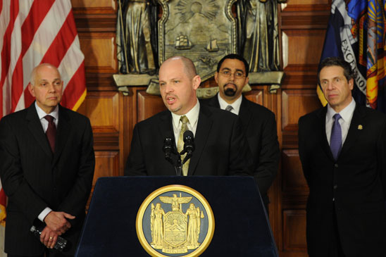 Michael Mulgrew speaks at the teacher evaluation agreement news conference