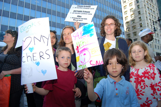 Parents from the Brooklyn New School came to the rally with their children. Parents from the Brooklyn New School came to the rally with their children. “The mayor is playing politics with our children! It’s not true that class size doesn’t matter -- it’s not okay,” said Liz Rosenberg (at right), one of the parents. (Cara Metz)