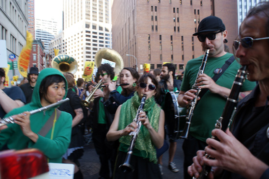 The Rude Mechanical Orchestra plays some rousing tunes to help keep protestors’ spirits high. The Rude Mechanical Orchestra plays some rousing tunes to help keep protestors’ spirits high. (Micah Landau)