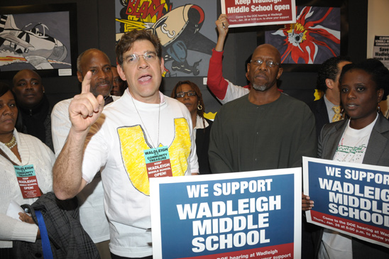 District 3 parent leader Noah Gottbaum, no stranger to fights with the DOE, lends his support. District 3 parent leader Noah Gottbaum, no stranger to fights with the DOE, lends his support. (Miller Photography)