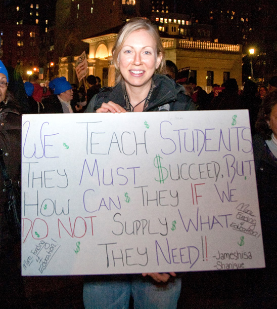 Thousands take giant steps for working people