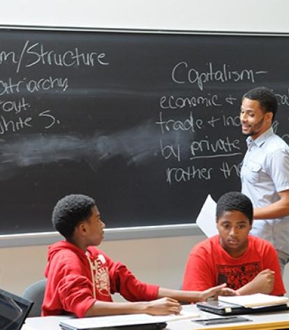 DuBois Institute enlightens UFT-sponsored students