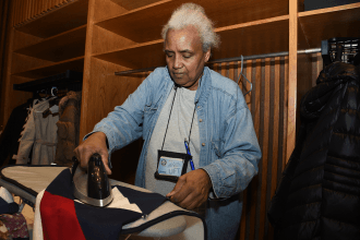 Member ironing fabric