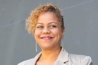 A portrait photo of Elizabeth Rivera