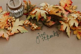 fall foliage table decor