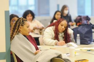 School counselor Sharese Civil of PS 175 in Queens shares a story during one of the workshops at the UFT 2025 School Counselors Conference. 