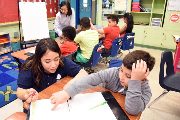 Paraprofessional Lead Teacher Assistant