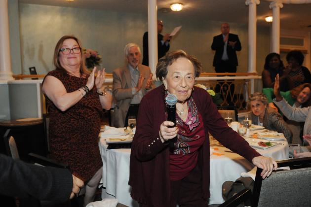 A retiree speaks at the 2024 UFT Retired Teachers Luncheon.