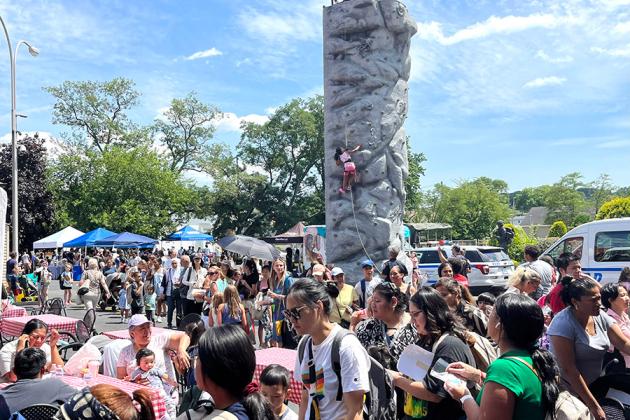 Staten Island supplies giveaway