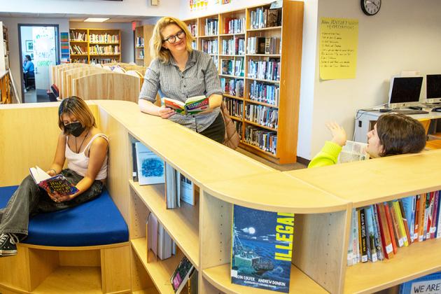 Turning a page at Queens school