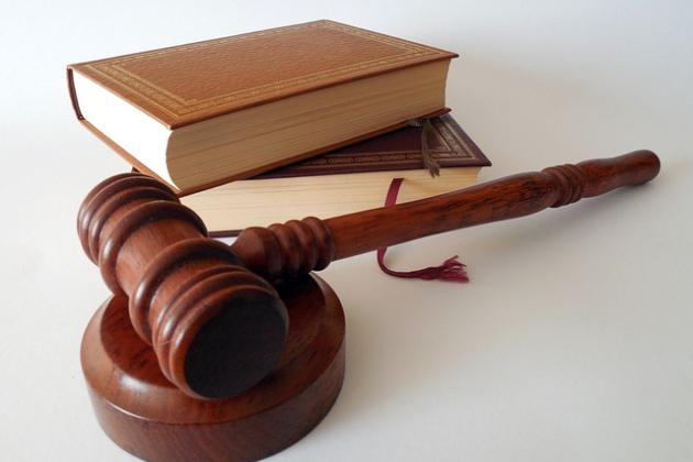 testimony icon gavel law courtroom generic