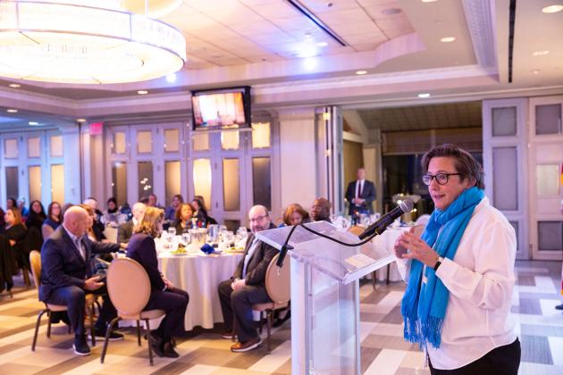A rabbi offers a blessing during the 2024 UFT Jewish Heritage Committee Awards Dinner on Dec. 5, 2024. 
