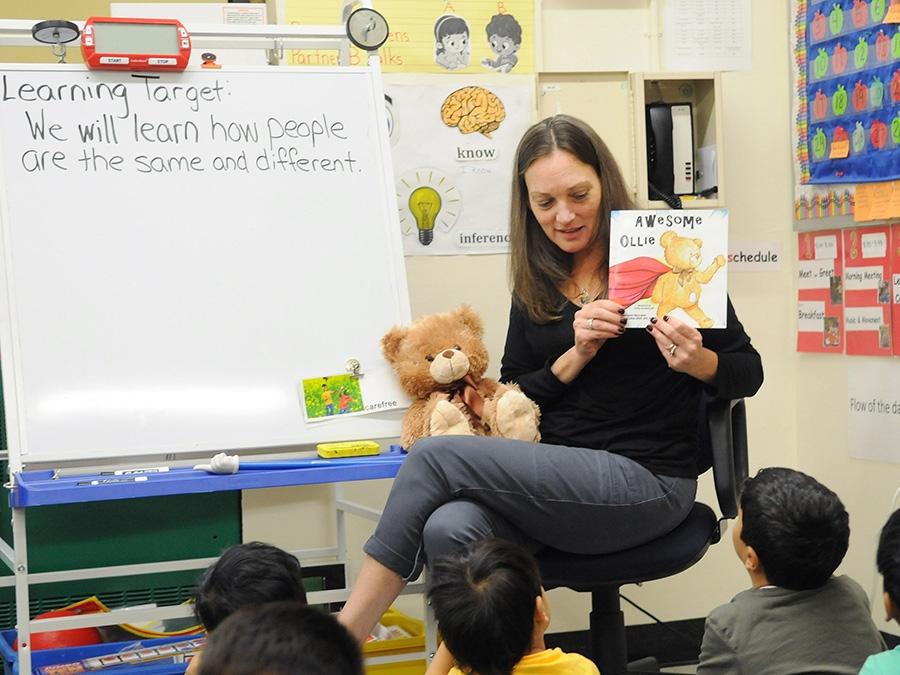 Teacher Jeanine Bradley