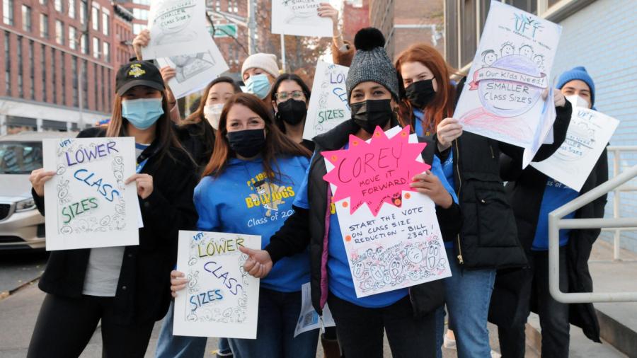 Members from co-located PS 198 and PS 77 in Manhattan join together to demonstrate for lower class sizes.