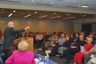 RTC Leader Tom Murphy updates the members.