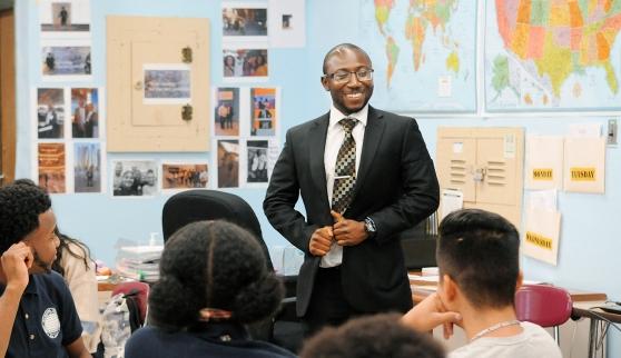 Alhassan Susso emphasizes positivity and compassion in his class at Internationa