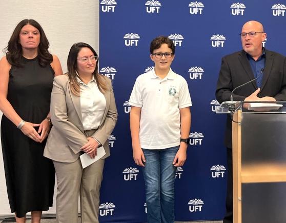 UFT President Michael Mulgrew, Chancellor Melissa Aviles-Ramos, VP for Education Mary Vaccaro and a student announce that schools will be off on December 23. 