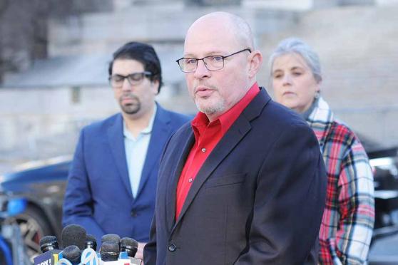 UFT lawsuit takes on mayors budget cuts