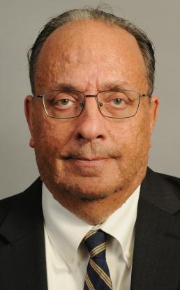 A portrait photo of Robert Levine